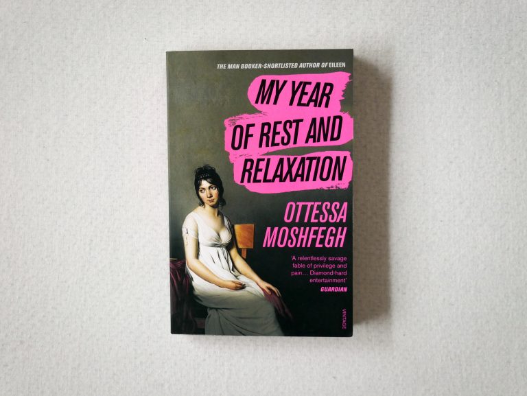 My Year of Rest and Relaxation Archive Buch & Wort